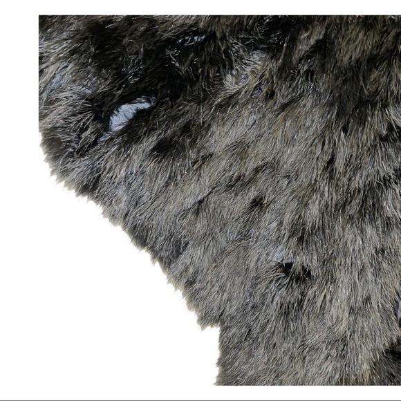 Murray Albeid Woman Fluffy Feather Jacket - Picture 4 of 5